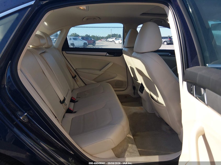 2015 VOLKSWAGEN PASSAT auction photo 8