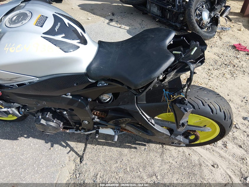 YAMAHA YZFR6 2017