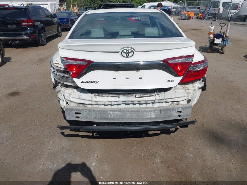 TOYOTA CAMRY - zdjęcie 6