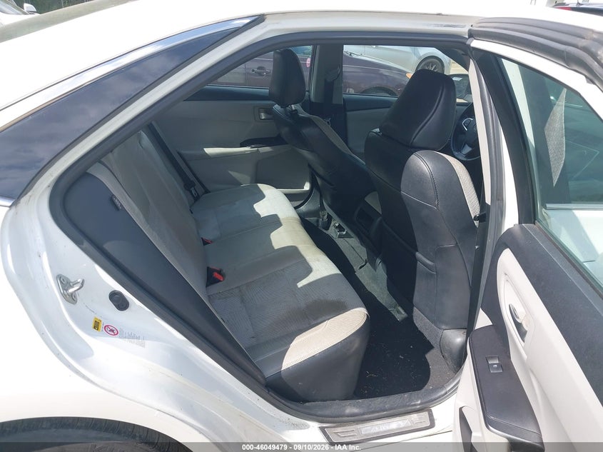 TOYOTA CAMRY - zdjęcie 8