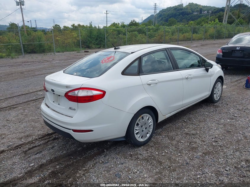 2014 FORD FIESTA auction photo 4