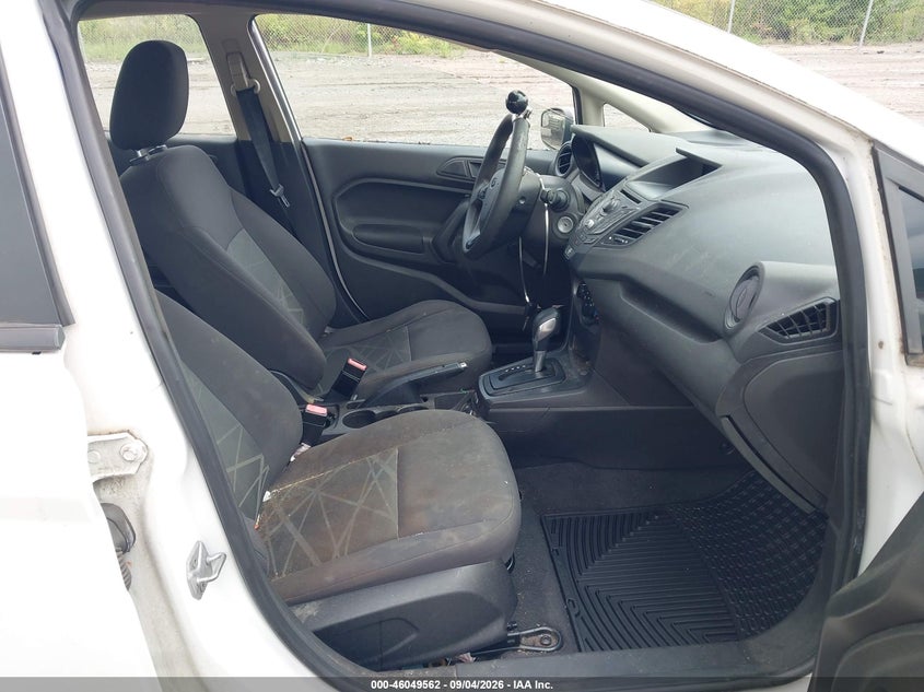 2014 FORD FIESTA auction photo 5