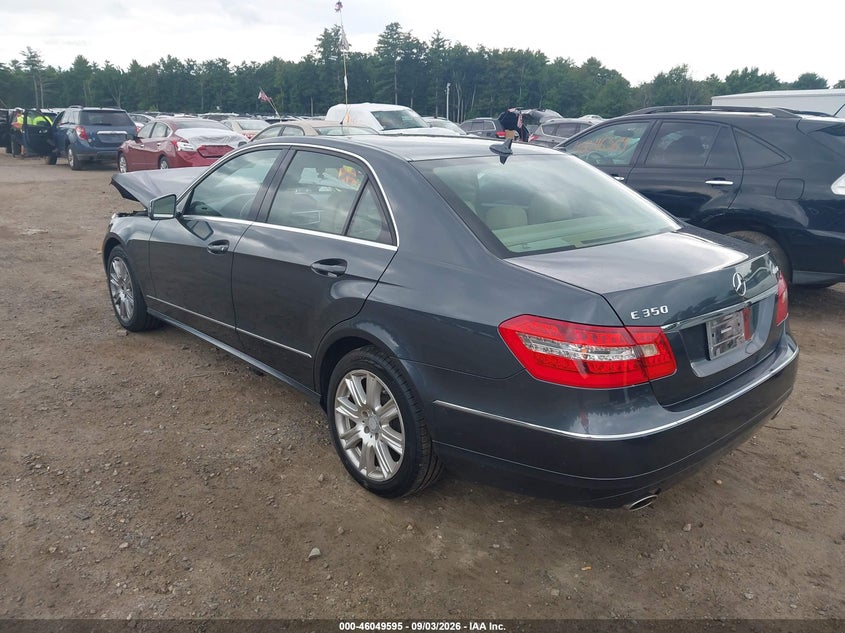 2013 MERCEDES-BENZ E 350 4MATIC · Фото 3