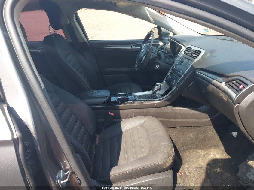 2013 FORD FUSION auction photo 5