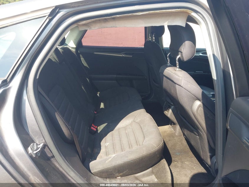 2013 FORD FUSION auction photo 8