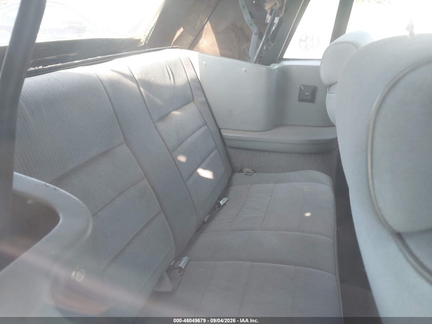 1989 FORD MUSTANG auction photo 8