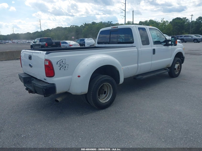 2011 FORD F-350 — zdjęcie 4