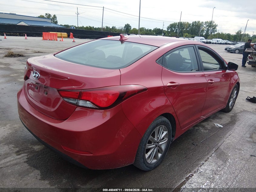 2014 HYUNDAI ELANTRA auction photo 4