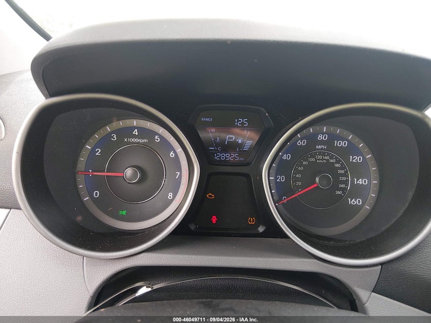 2014 HYUNDAI ELANTRA auction photo 7