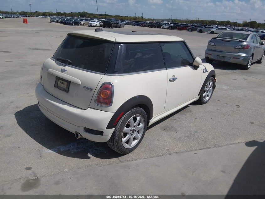 2009 MINI COOPER auction photo 4