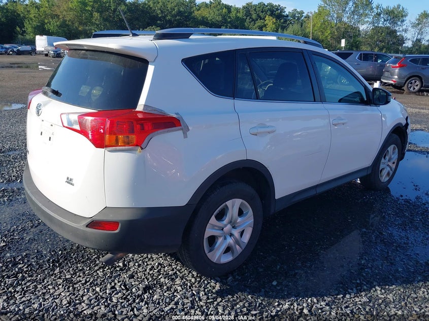 2015 TOYOTA RAV4 auction photo 4