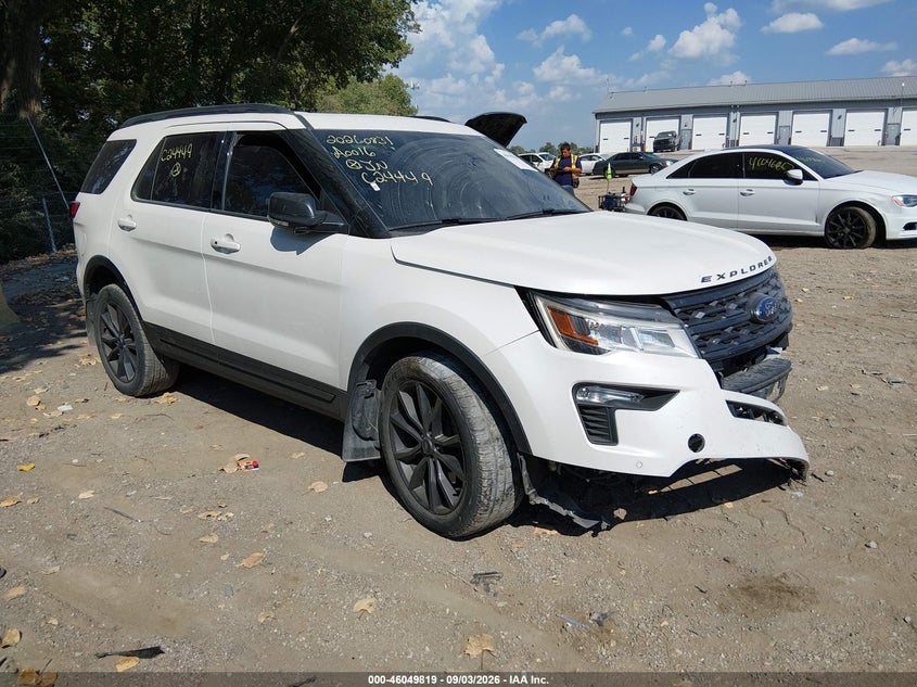 Vin: 1fm5k8d89jgc24449, lot: 46549305, ford explorer xlt 2018 img_1