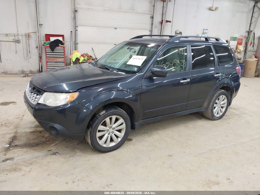 2013 SUBARU FORESTER auction photo 2