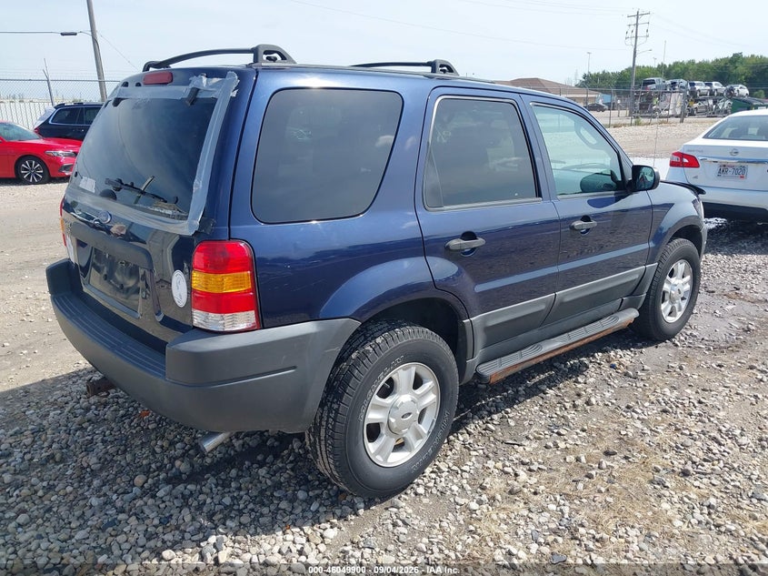 2004 FORD ESCAPE auction photo 4