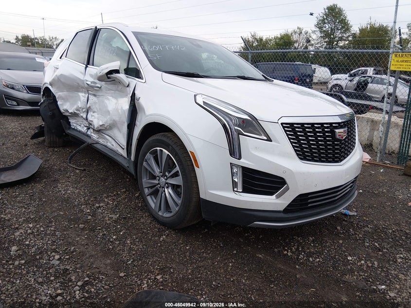 CADILLAC XT5 - zdjęcie 1