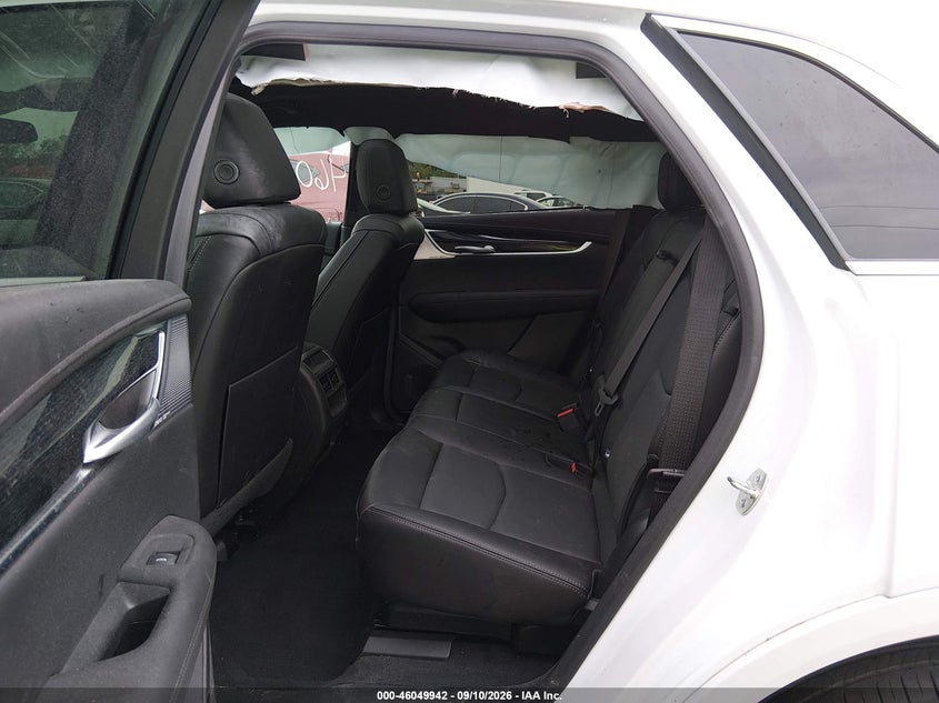 CADILLAC XT5 - zdjęcie 8