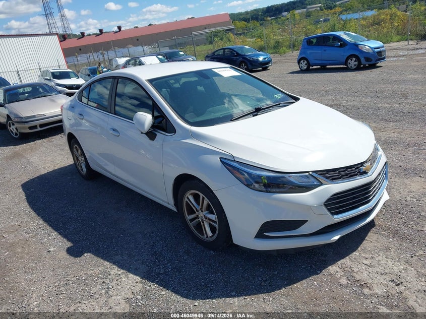 2017 CHEVROLET CRUZE auction photo 1