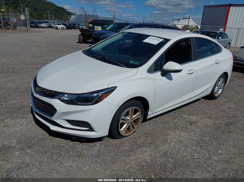 2017 CHEVROLET CRUZE auction photo 2