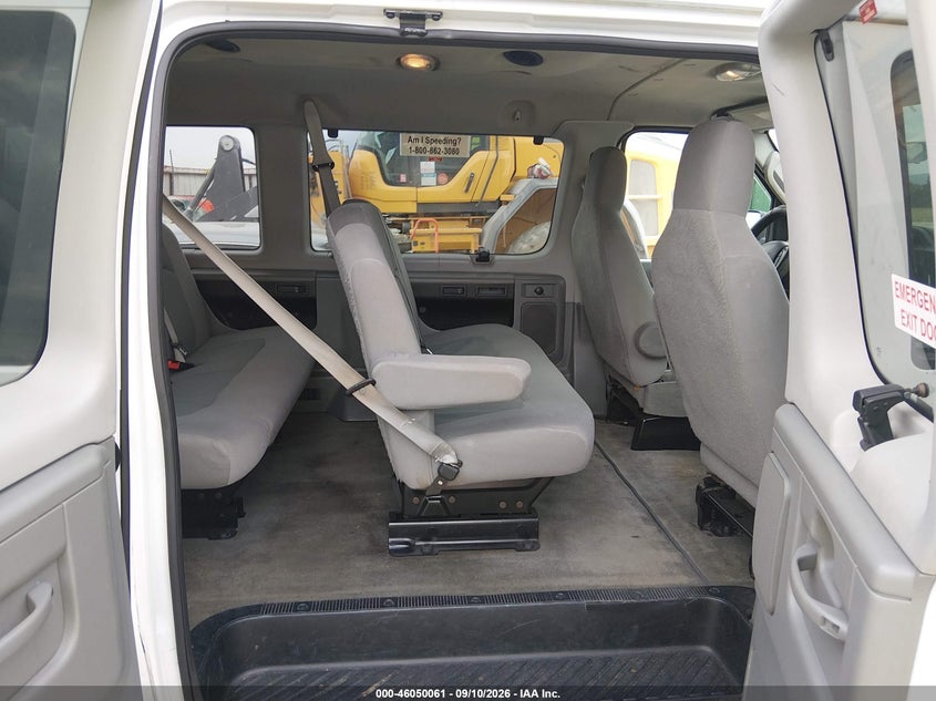 2011 FORD E-350 SUPER DUTY auction photo 8