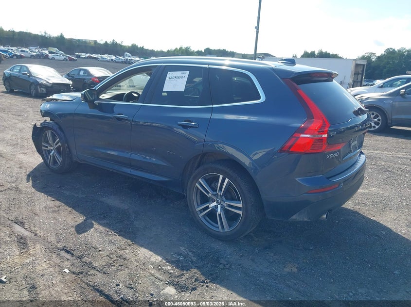 2021 VOLVO XC60 auction photo 3