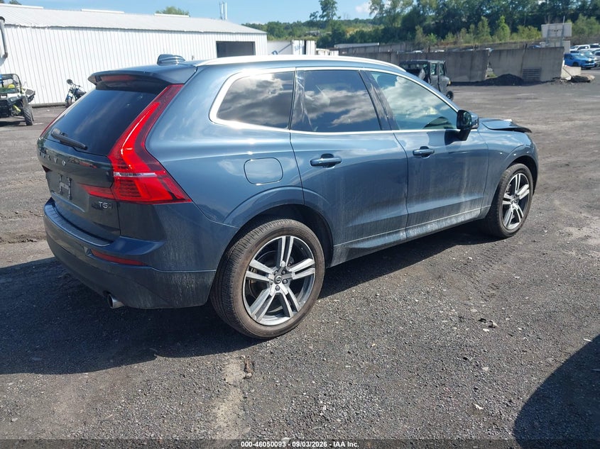 2021 VOLVO XC60 auction photo 4