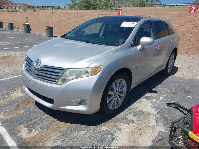 2010 TOYOTA VENZA auction photo 2