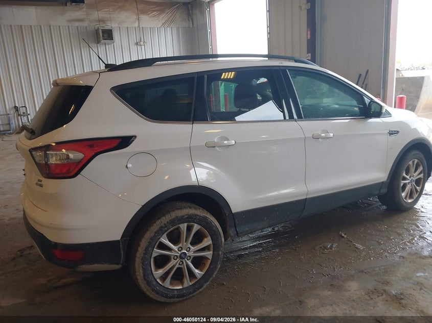 2017 FORD ESCAPE auction photo 4