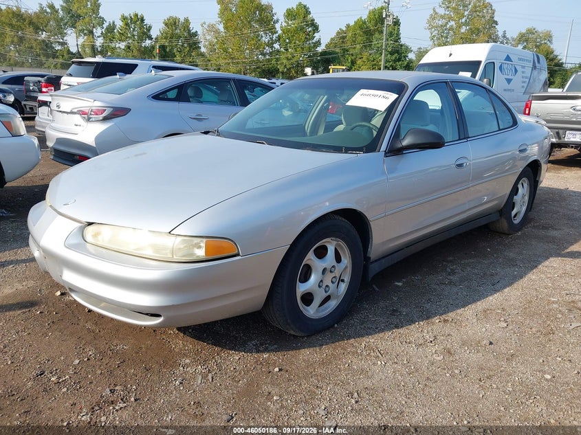2002 Oldsmobile Intrigue, Normal Wear & Tear, IAAI, VIN 1G3WH52H62F148950 — photo 2