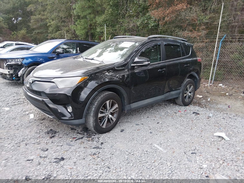 TOYOTA RAV4 - zdjęcie 2