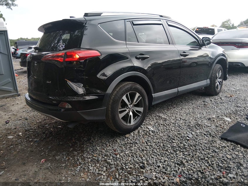 TOYOTA RAV4 - zdjęcie 4