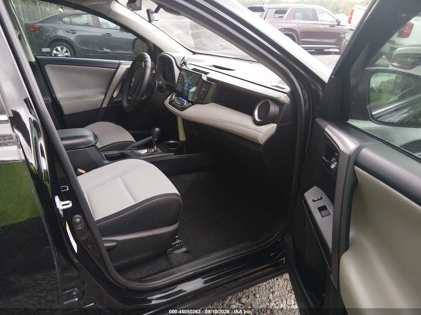 TOYOTA RAV4 - zdjęcie 5