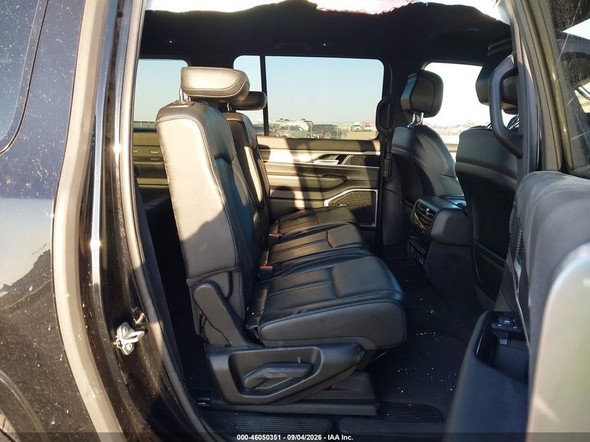 2025 JEEP WAGONEER L auction photo 8