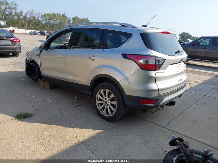 Vin: 1fmcu9j91hue88538, lot: 46549848, ford escape titanium 20173