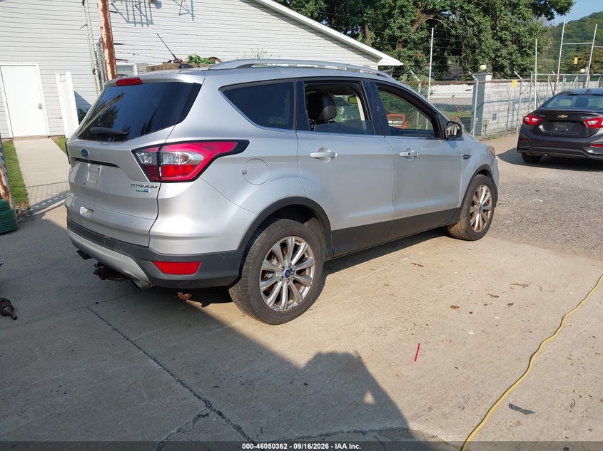 Vin: 1fmcu9j91hue88538, lot: 46549848, ford escape titanium 20174