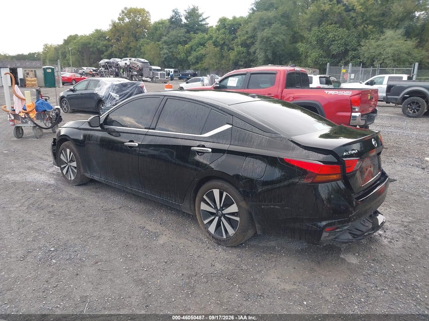 Vin: 1n4bl4ev7lc160770, lot: 46549978, nissan altima sl 20203