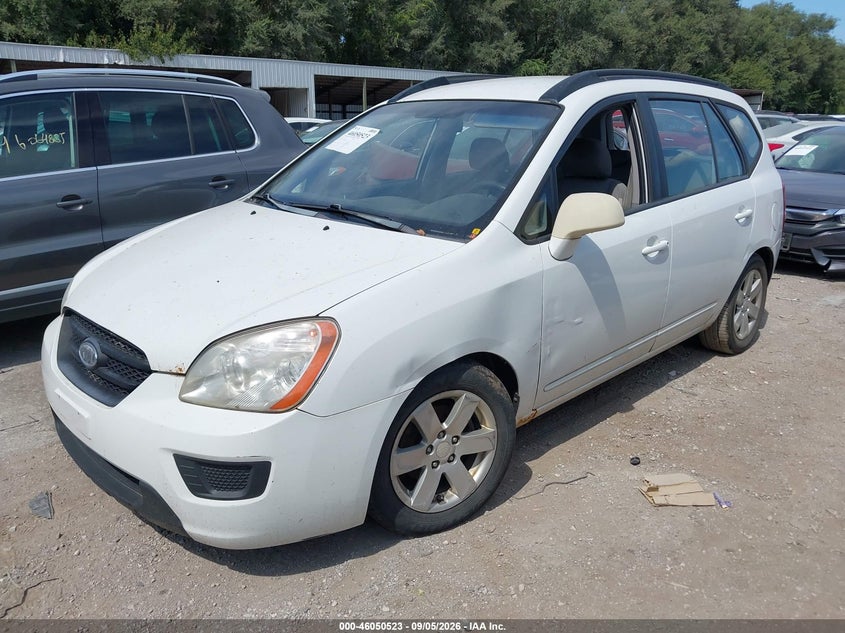 2008 KIA RONDO auction photo 2