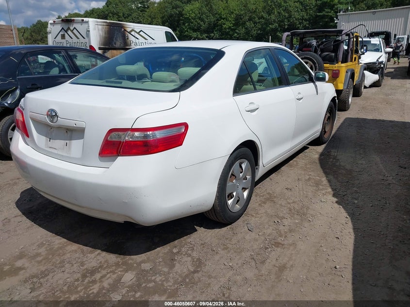 2009 TOYOTA CAMRY auction photo 4