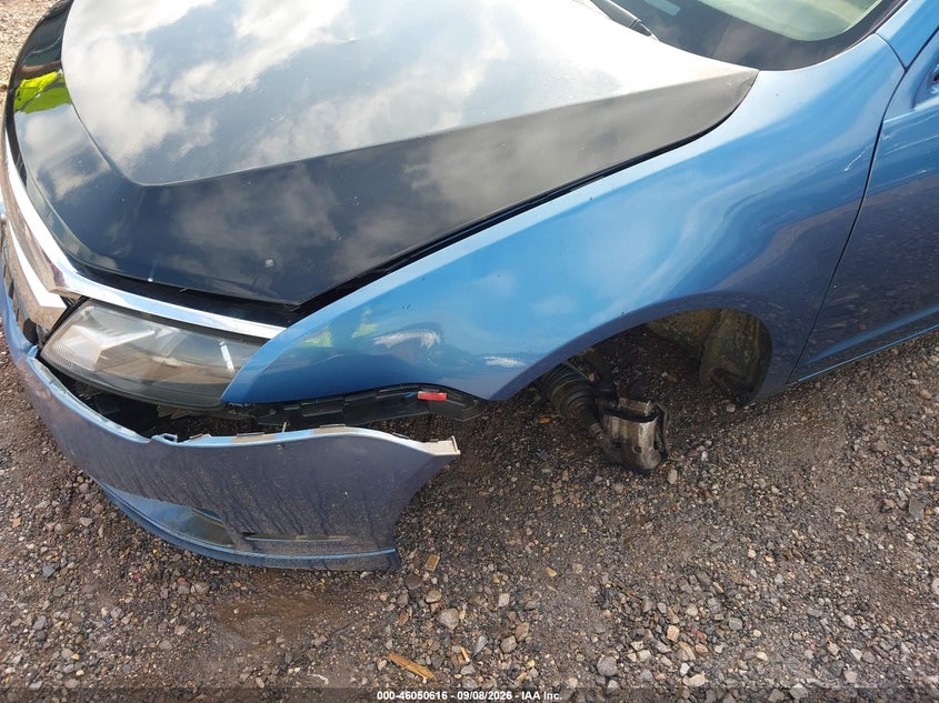 2010 FORD FUSION auction photo 6