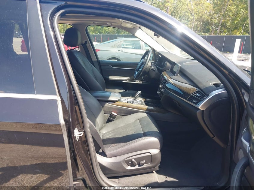 BMW X5 - zdjęcie 5