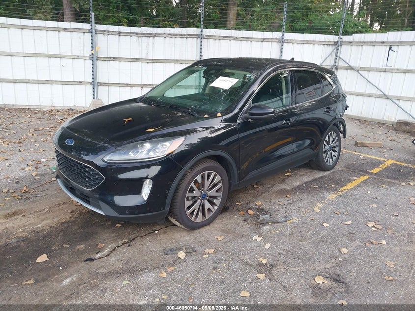 Vin: 1fmcu9dz0luc44254, lot: 46550189, ford escape titanium hybrid 20202