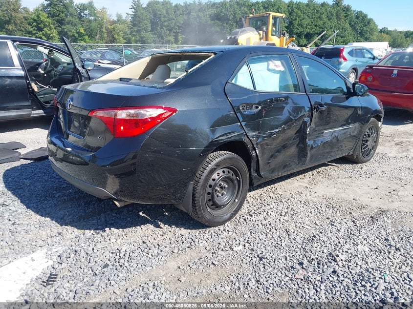 TOYOTA COROLLA - zdjęcie 4