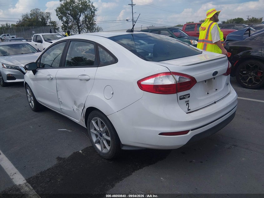 2015 FORD FIESTA auction photo 3
