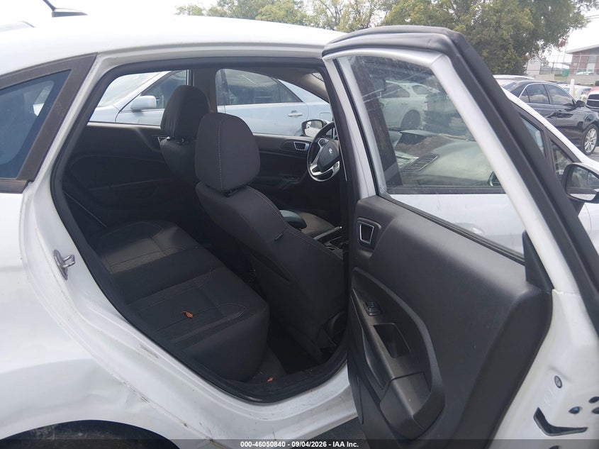 2015 FORD FIESTA auction photo 8
