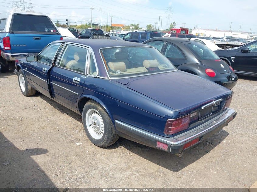1990 JAGUAR XJ6 auction photo 3