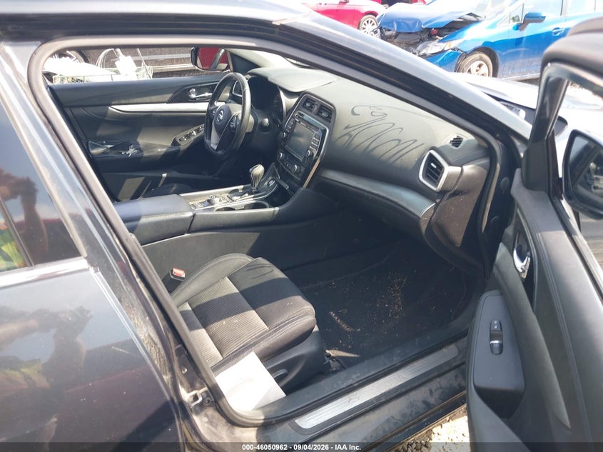 2016 NISSAN MAXIMA auction photo 5