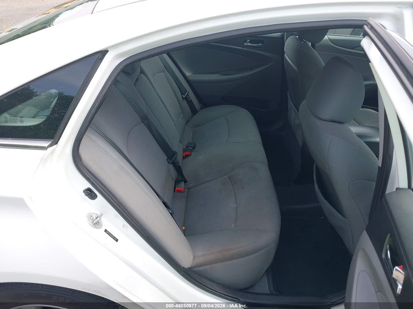 2014 HYUNDAI SONATA auction photo 8