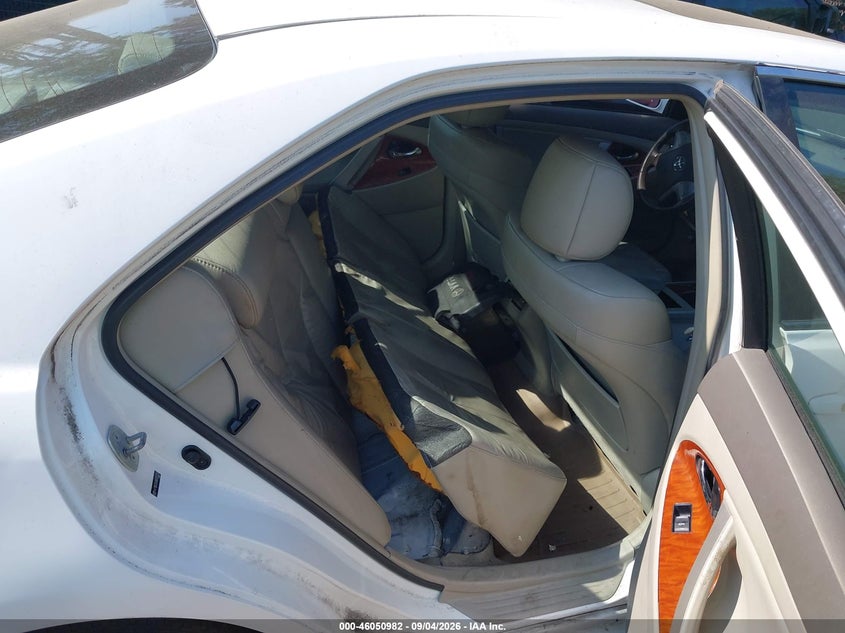 2010 TOYOTA CAMRY HYBRID auction photo 8