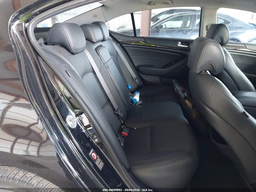 2015 KIA CADENZA auction photo 8