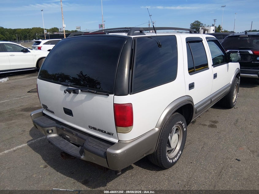 2000 CHEVROLET BLAZER — zdjęcie 4