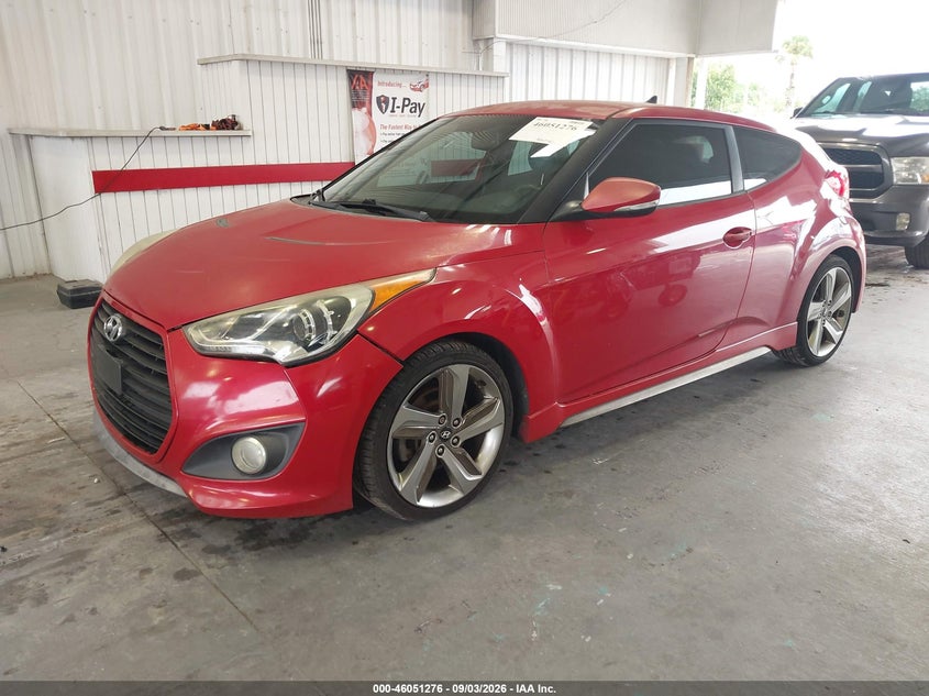 2013 HYUNDAI VELOSTER auction photo 2